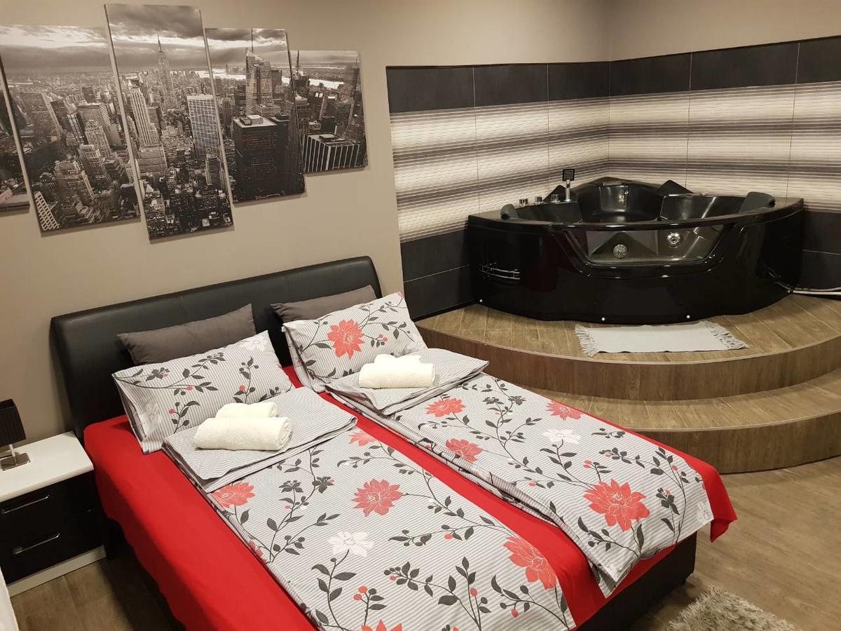 Ceca Apartman Nis Exterior photo