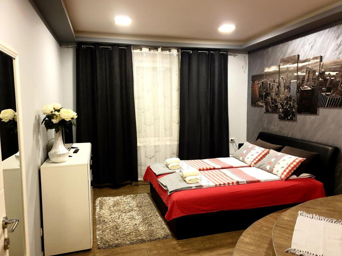 Ceca Apartman Nis Exterior photo